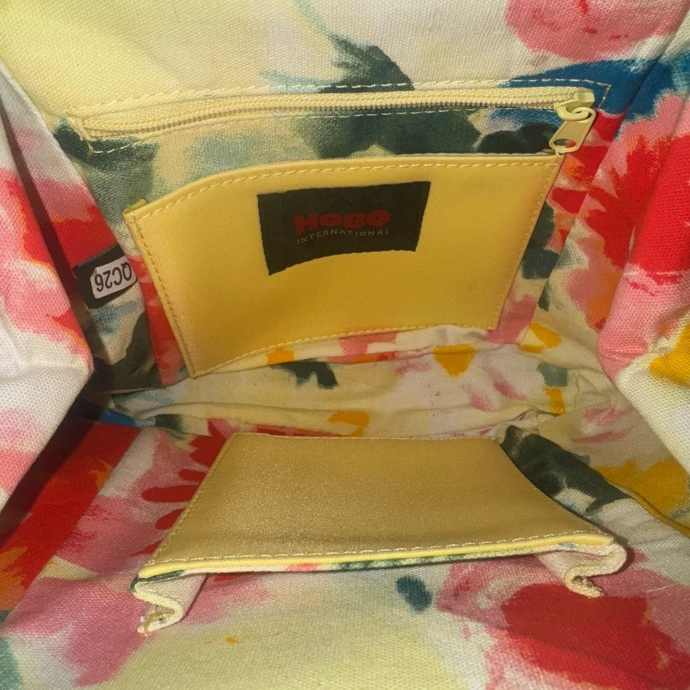 🔥HOBO INTERNATIONAL🔥  Copper Wristlet Clutch (like new,no call outs) - Picture 4 of 5